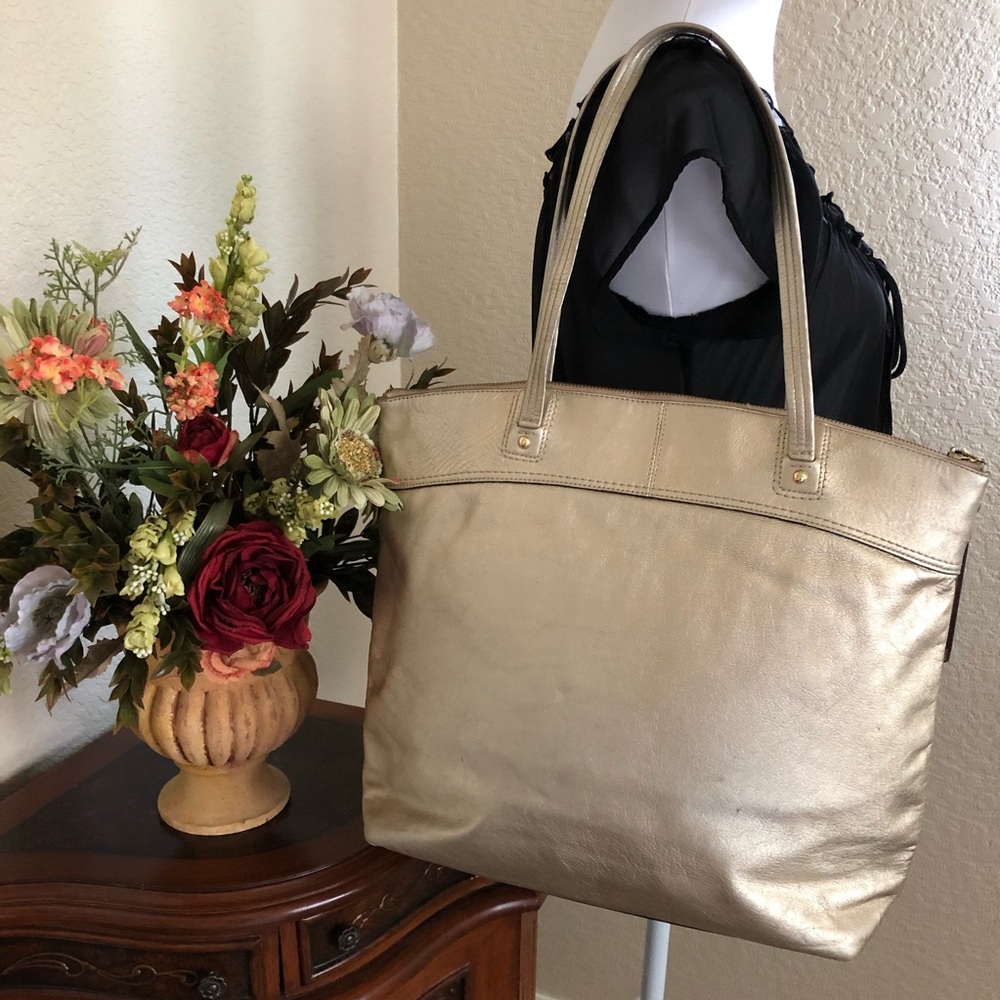 Coach Gold Leather Laura Embossed C Tote Bag - Picture 5 of 15